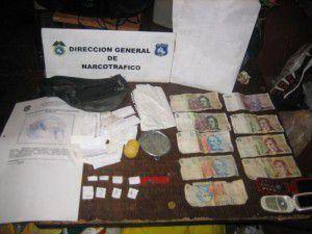 Cierran boca de expendio de drogas en Mariano Moreno