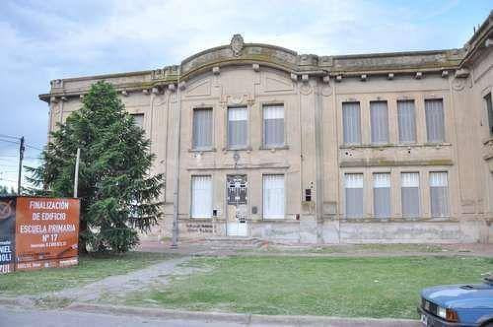 El Presupuesto prev� las obras del Jard�n 915 y la Escuela 17