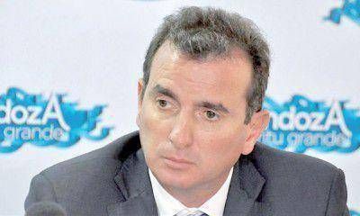Los regantes hablaron con P�rez y pidieron que el titular de Irrigaci�n "imite el gesto"