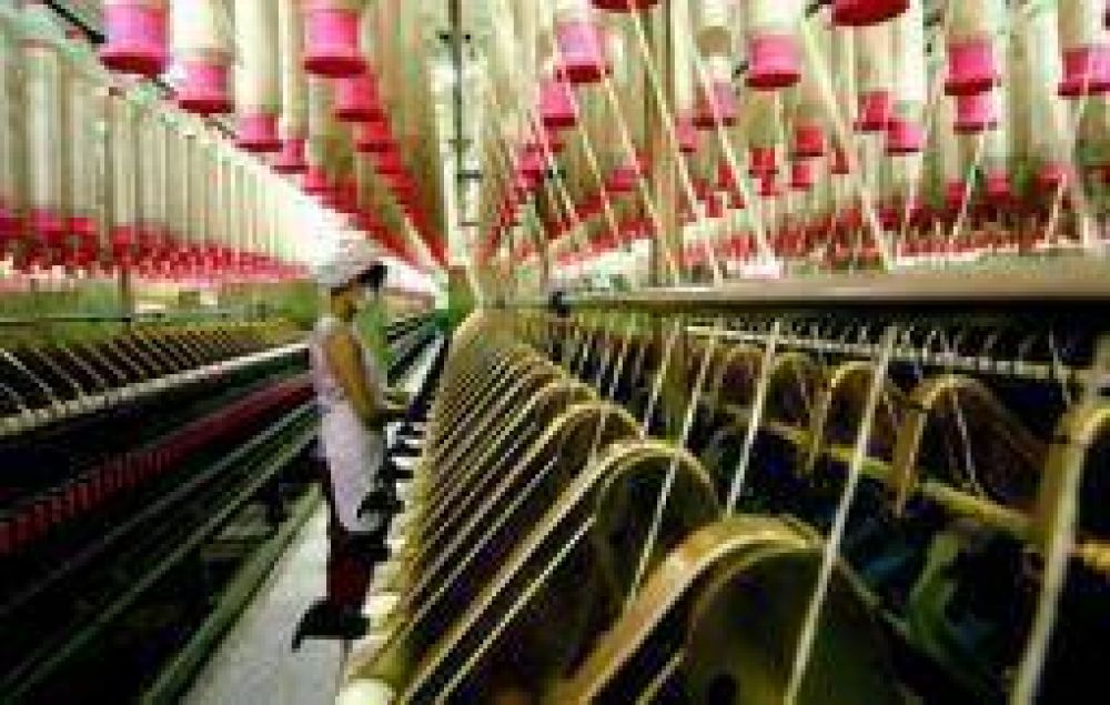 Advierten sobre nuevas suspensiones y despidos en el sector textil