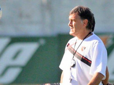Newell's: Martino ponder� que sus jugadores le den valor a la pelota