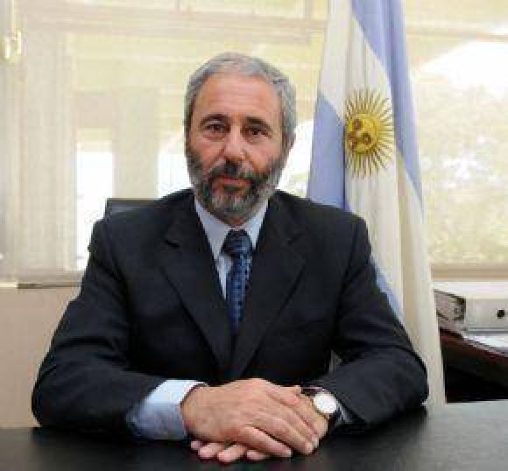 Mantegna y Una Pol�mica Por El Aumento En El Coseguro