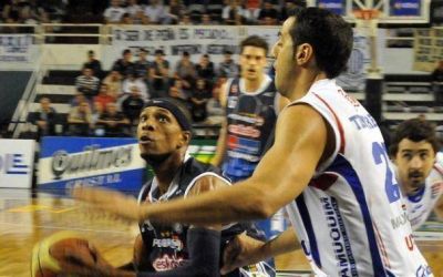 Pe�arol sinti� el cansancio y se cort� su racha doce victorias