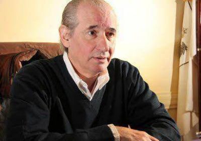 Selser denunci� que presupuesto 2013 para Salud beneficia a empresas