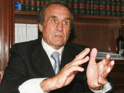 Para Reutemann, Scioli ser� en el 2015 uno de los candidatos a presidente