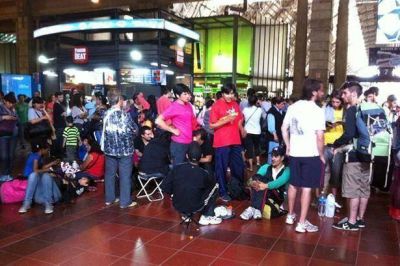 Caos en Retiro en el inicio de la venta de pasajes de trenes para las Fiestas