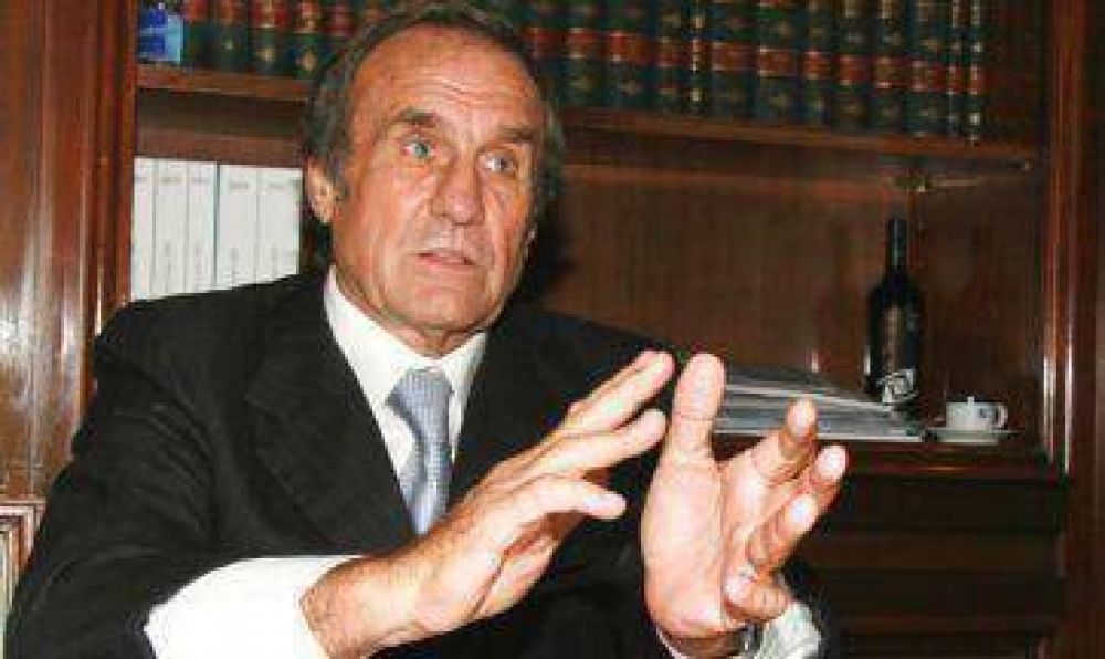 Reutemann le pone fichas a "Scioli 2015"