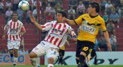 Instituto perdi� con Olimpo, que se convirti� en puntero del torneo 