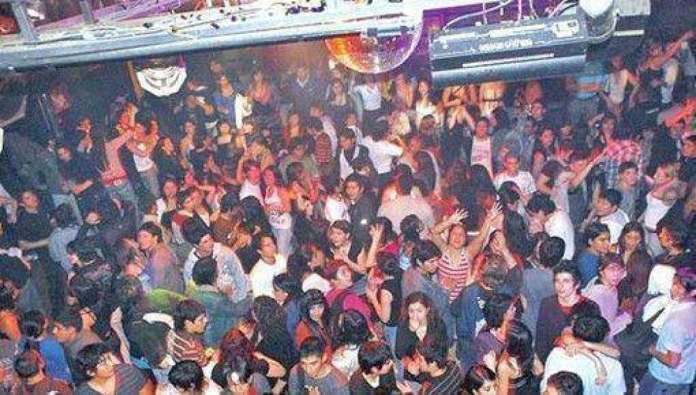 El municipio clausur� 12 boliches �after� y kioscos en C�rdoba