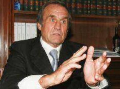Para Reutemann, Scioli ser� candidato a presidente en 2015
