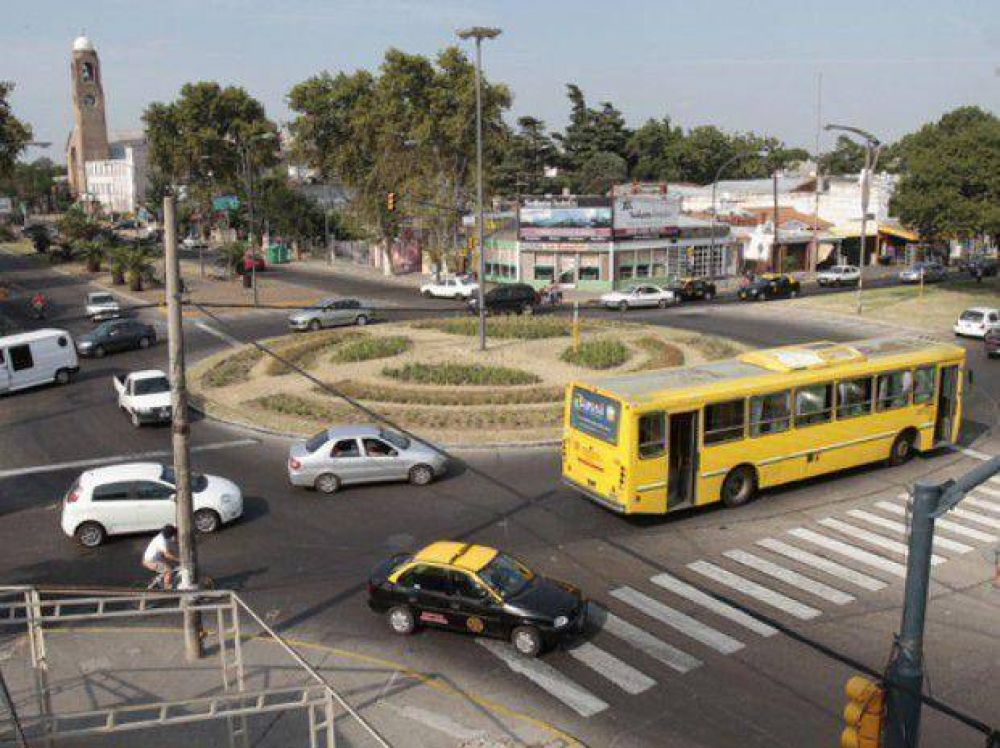 Para Boasso, "rotondas m�s sem�foros favorecer�a el aumento de accidentes"