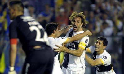  Boca mostr� su mejor nivel y le gan� a San Lorenzo, que sigue hundido en el descenso