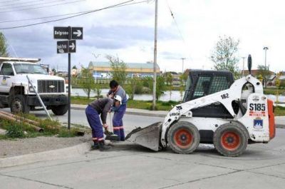 Las cuadrillas de Saneamiento Ambiental recorren la ciudad