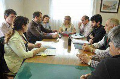 Residuos industriales: �Se debe lograr un marco regulatorio adecuado�, sostuvo Hern�ndez