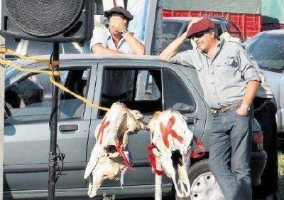 Crece la presi�n y se congela el di�logo