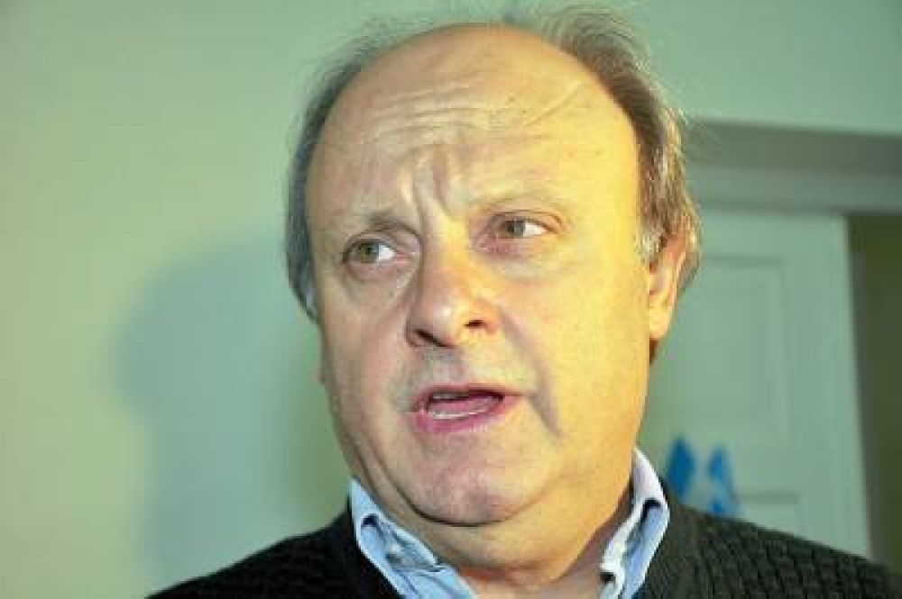 Di Pierro habl� sobre la desinversi�n de Das Neves y la posibilidad de Yauhar