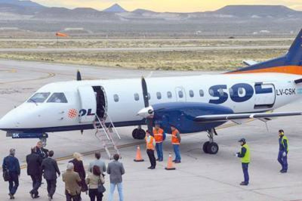 Los nuevos vuelos de SOL fomentar�n �el turismo regional�