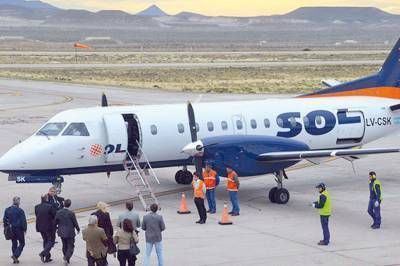Los nuevos vuelos de SOL fomentar�n �el turismo regional�