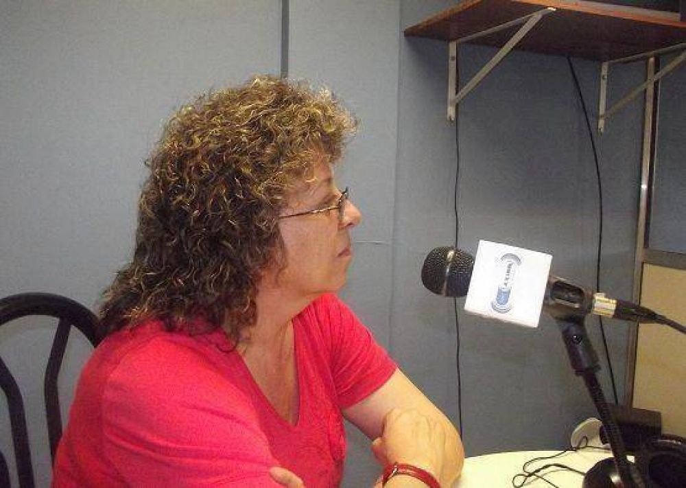 �Las ambulancias est�n lindas pero no hay choferes para manejarlas�