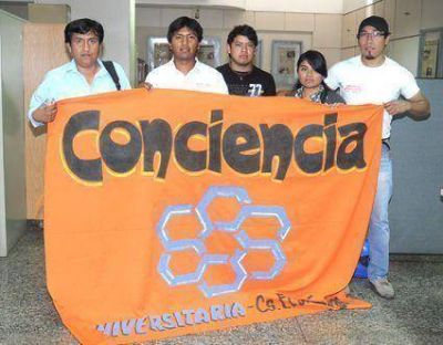 Conciencia Universitaria  Preside centro estudiantil 