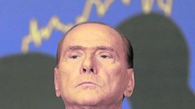 Ahora Berlusconi pide perd�n