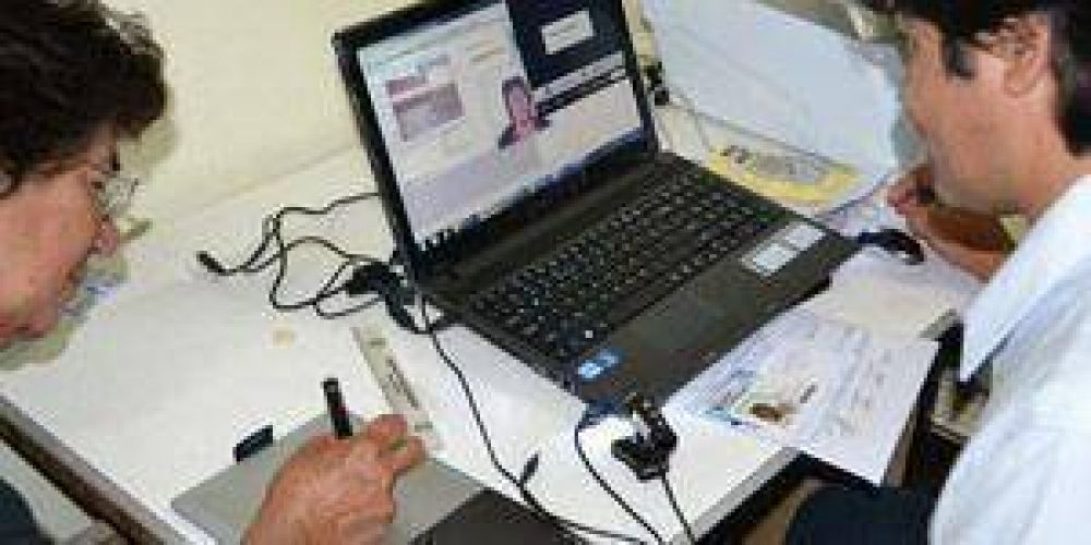 Clorinda estrena sistema de licencia de conducir