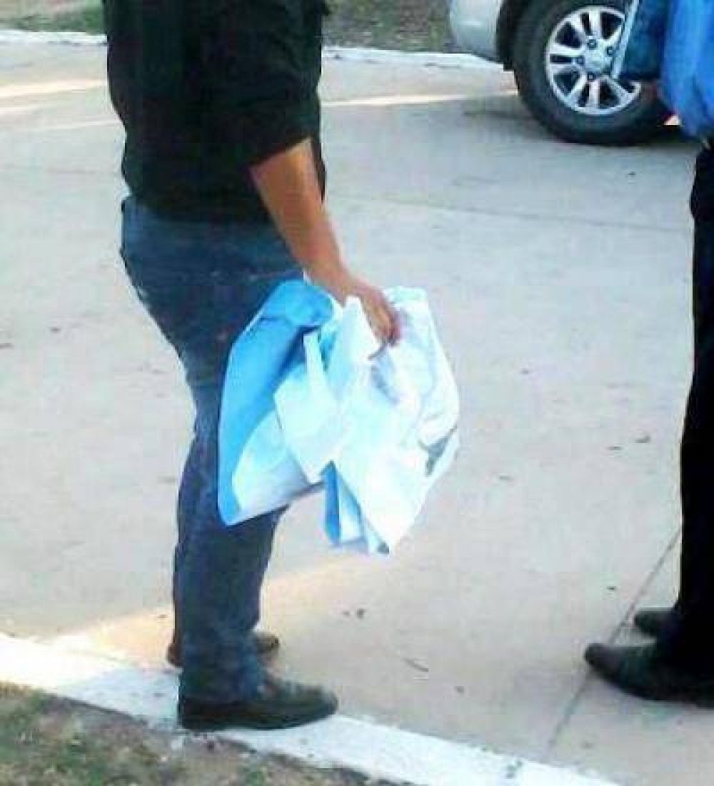 La "Gestapo" oficial atac� a estudiantes. El ministro de educacion es el peor "represor" del insfranismo