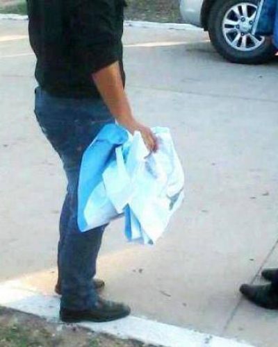 La "Gestapo" oficial atac� a estudiantes. El ministro de educacion es el peor "represor" del insfranismo