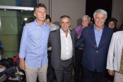  Macri acude a Cariglino y De la Sota