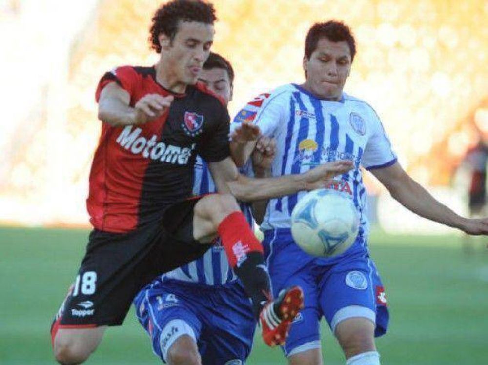 Newell's empat� con Godoy Cruz, pero sigue siendo l�der absoluto e invicto