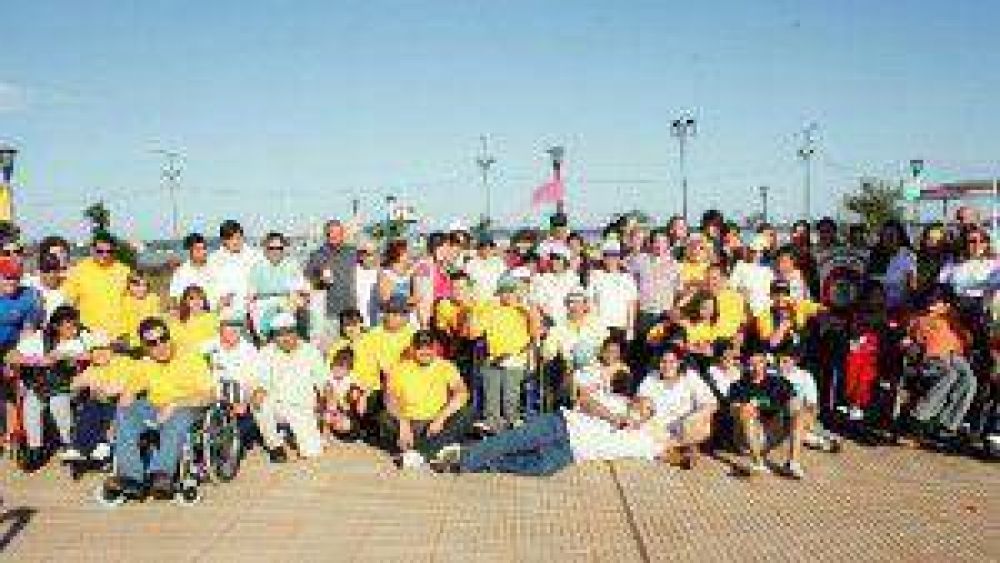 En la costanera de Posadas realizaron actividades para chicos con capacidades especiales