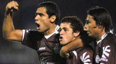 Lan�s, m�s puntero que nunca, visita a Hurac�n