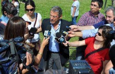 Intiman a Provincia por deficiencias en el hospital