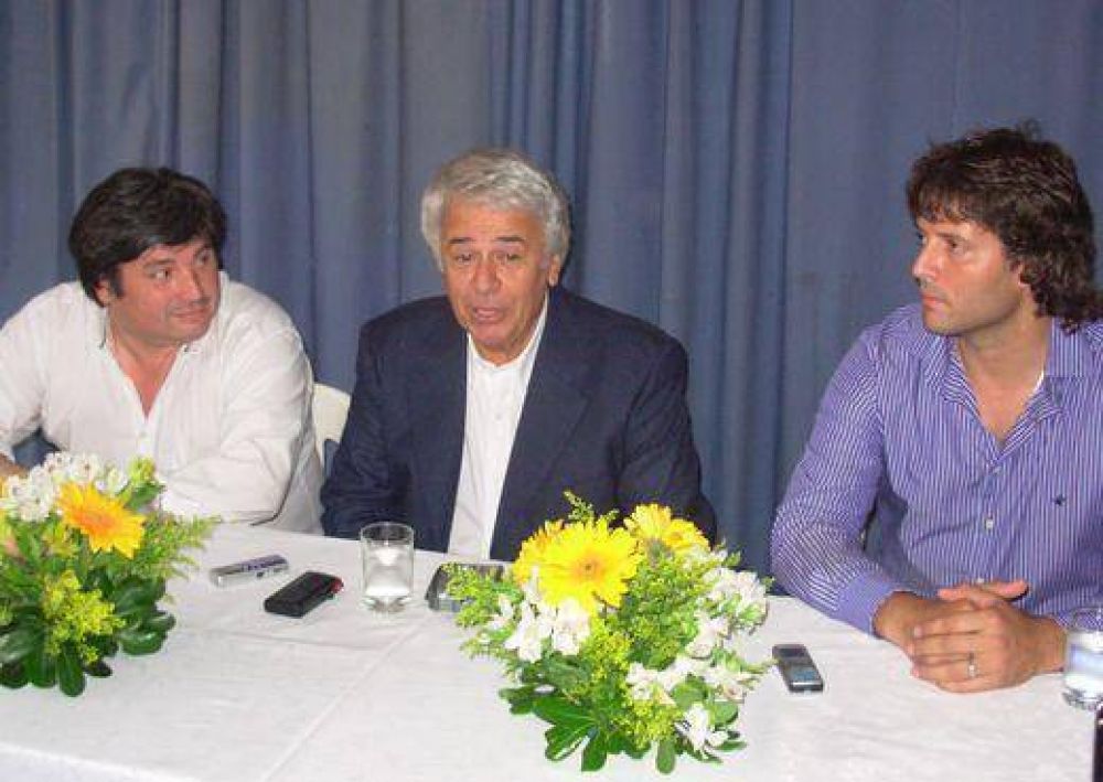De La Sota visit� San Isidro y almorz� con militantes