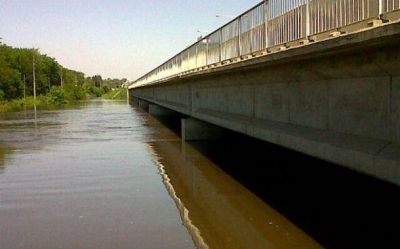 Baja el nivel del R�o Luj�n y comienzan las tareas de limpieza en las viviendas afectadas