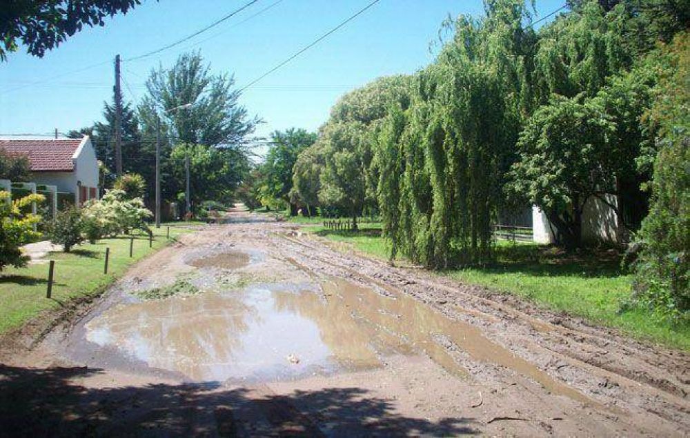 Quejas por agua acumulada y un �desarreglo� municipal