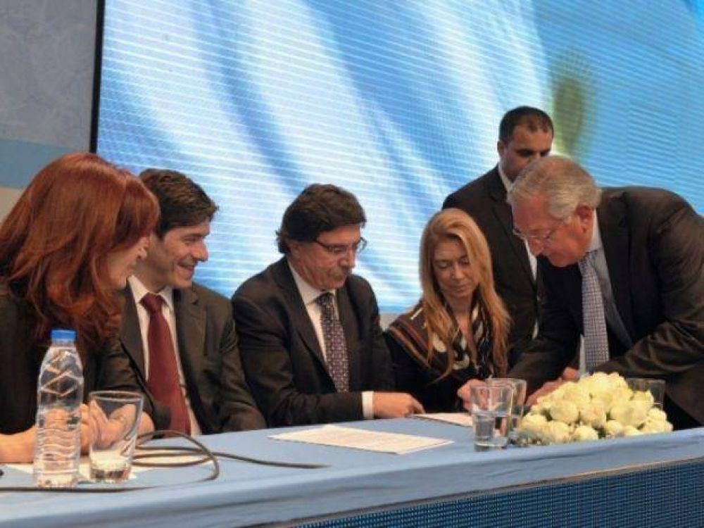 32 millones de pesos para la educaci�n t�cnica