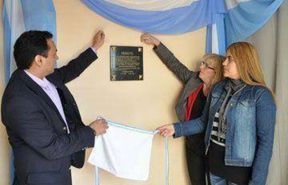 Bautizan puesto sanitario como �Hugo Tresguerres�