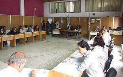 ESTEBAN ECHEVERR�A: La pr�rroga del Presupuesto 2013 pasar� por el Concejo