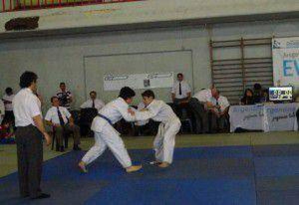  Juegos Nacionales Evita 2012: La delegaci�n juje�a ha ganado hasta el momento 16 medallas 4 de oro, 8 de Plata y 4 de Bronce