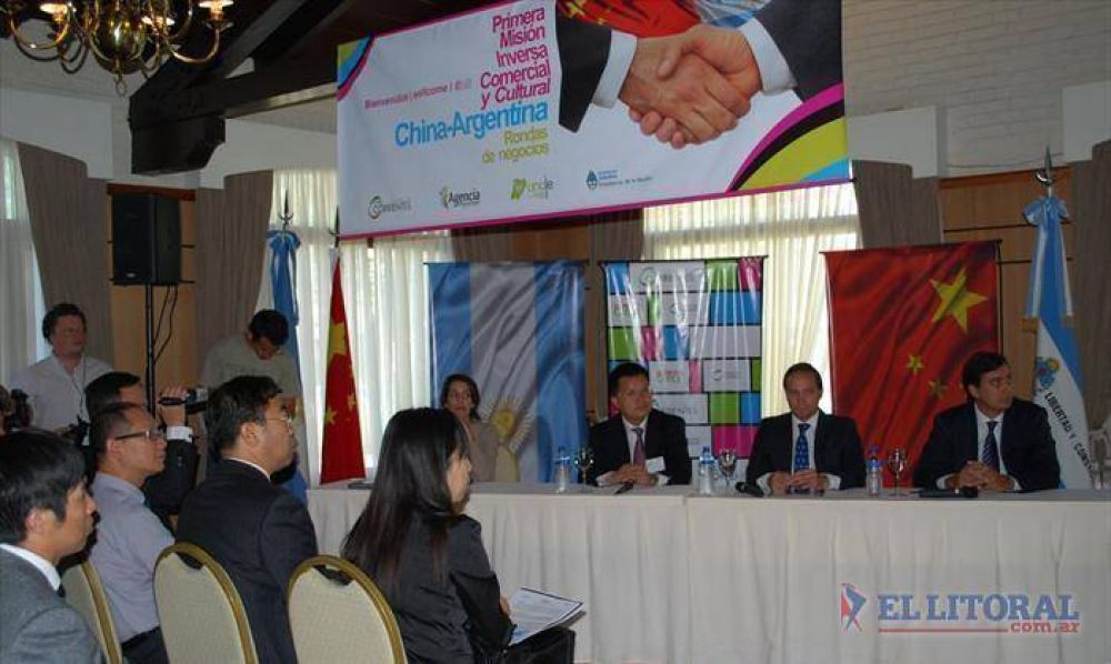 Puentes, puerto y energ�a en la agenda de Camau con la misi�n China