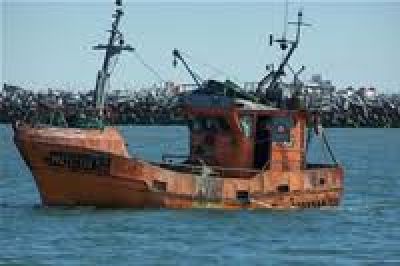 Pescadores artesanales eval�an �piquete n�utico� contra el Ministro Cristian Breitenstein