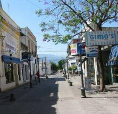 El sistema financiero y comercial ya sufre el freno econ�mico