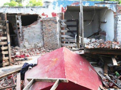 Demuelen un b�nker barrial allanado dos veces en 15 d�as