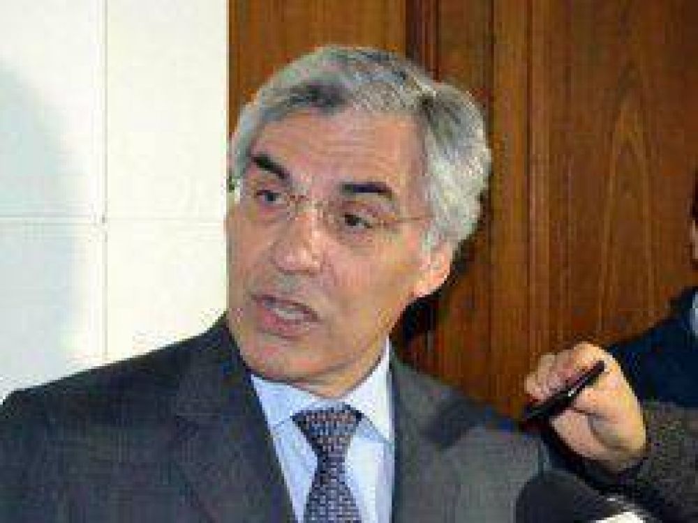 Inundaciones: Intendente de Villegas pide intervenci�n de Justicia por canales clandestinos