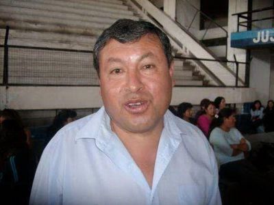Maestros levantaron paro y hoy en Buenos Aires exigir�n pagos en blanco.