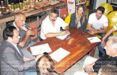 Directivos de Grupo Servicios Jun�n informaron sobre la obra de gas, telefon�a e Internet