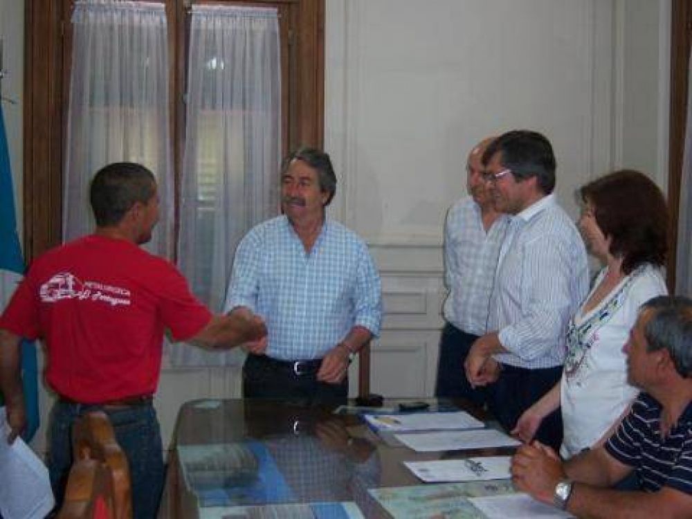 Se entregaron nuevos terrenos a empresas en el Parque Industrial