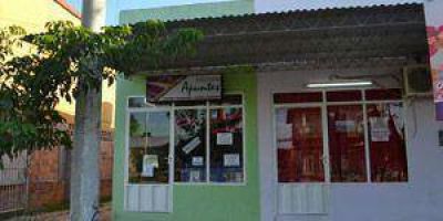  Robo a mano armada en una librer�a de Clorinda
