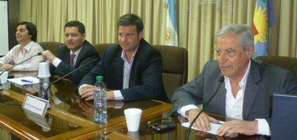 Sigue el debate en defensa de la 'Ley de H�bitat' bonaerense